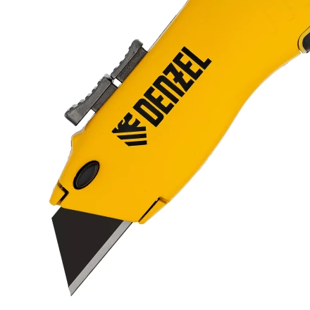 Нож Denzel, 19мм, сменное трапециевидное  лезвие, SK4, алюминиевый корпус, торцевой зажим купить в Когалыме