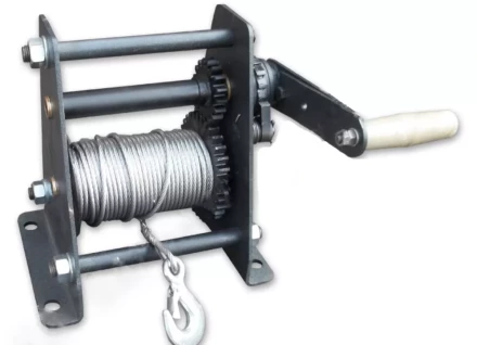 Лебедка ручная TOR ЛР-0,25 25 м 1004664 купить в Когалыме