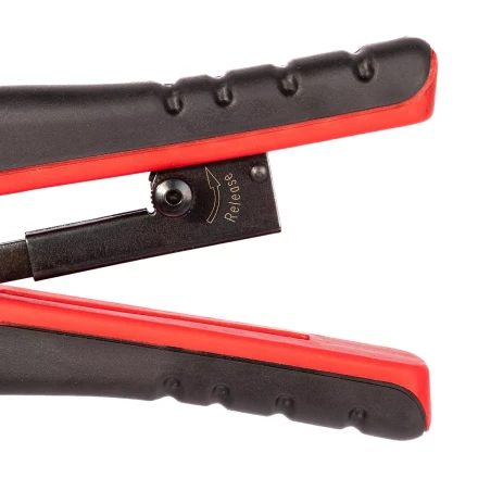 Кримпер многофункциональный КВТ HT-106E с 3 встроенными модулями для обжима RJ-45, RJ-12, RJ-11 (86603) купить в Когалыме