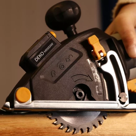 Пила многофункциональная DKCS1000 DEKO, 063-4201 купить в Когалыме