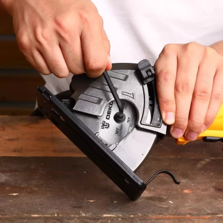 Пила многофункциональная DKCS1000 DEKO, 063-4201 купить в Когалыме