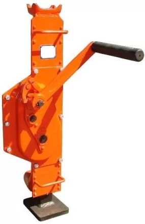 Домкрат реечный TOR ДР 5000 5 т с обрезиненной ручкой 1040874 купить в Когалыме