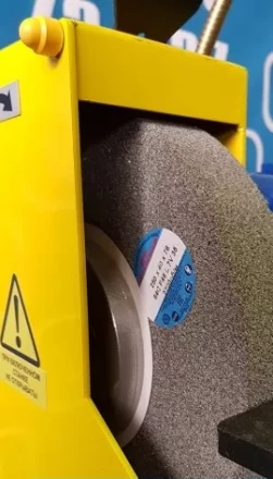 Настольный точильно-шлифовальный станок ТШ 1.25 (с ПП-750/У) круг 250х40х76 купить в Когалыме