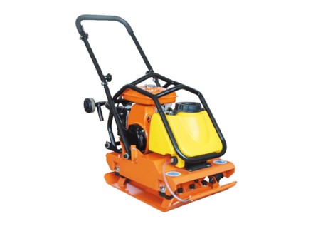 Виброплита TOR C-95T(R) 109 кг, 18кН (Loncin)  бак, колесный комплект уценка 1048937 купить в Когалыме
