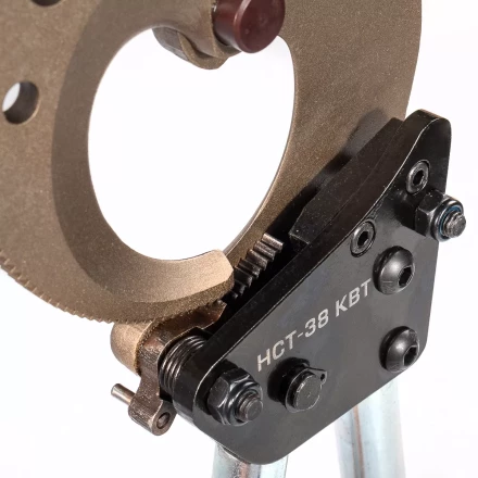 Секторные ножницы КВТ НСТ-38 для резки кабелей до 38 мм, проводов АС со стальным сердечником и прутков из низкоуглеродистой стали (84394) купить в Когалыме