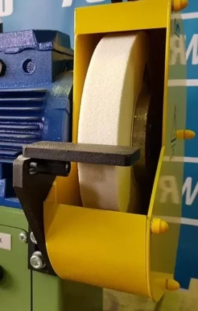 Настольный точильно-шлифовальный станок ТШ 1.35 (с ПП-750/У и блокировкой) круг 250х40х76 купить в Когалыме