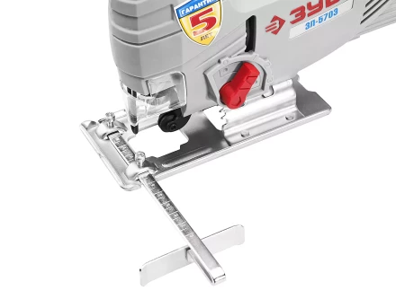 Лобзик ЗУБР, 3-х позиционный маятниковый ход, сталь-8мм/дерево-65мм, 500–3000ходов/мин, 570Вт ЗЛ-570Э купить в Когалыме