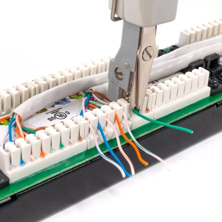 Инструмент КВТ PD-01 для заделки витой пары в кросс-панель (85736) купить в Когалыме