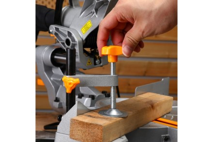 Пила торцовочная DEKO DKMS2200-255 Laser, 063-4218 купить в Когалыме
