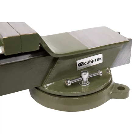 Тиски слесарные Сибртех 18618, 100 мм, стальные, поворотные купить в Когалыме