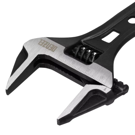 Ключ разводной Denzel 135 мм, CrV, кованый, укороченная рукоятка 15752 купить в Когалыме