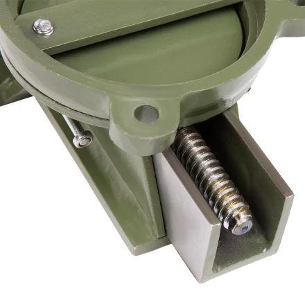 Тиски слесарные Сибртех 18619, 125 мм, стальные, поворотные купить в Когалыме