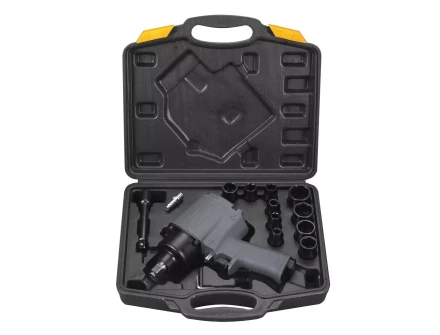 Пневмогайковерт ударный IW720 1/2" FUBAG + набор головок в кейсе купить в Когалыме