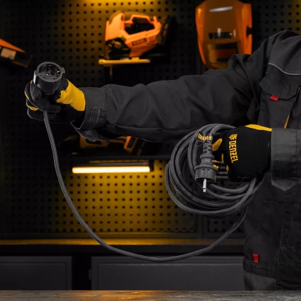 Удлинитель-шнур силовой Denzel Top Series, КГТТ, 10м, 1 розетка, 3 x 1,5 мм, 3 м 37419 купить в Когалыме