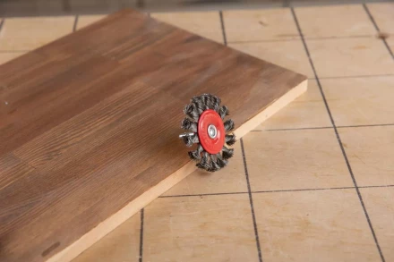 Кордщетка HAMMER плоская 75мм для дрели витая сталь (207-208) купить в Когалыме