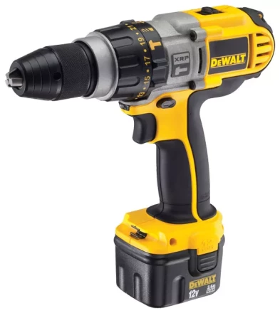 Дрель-шуруповерт аккумуляторная DeWalt DCD 945 B2 купить в Когалыме