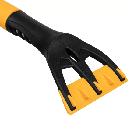 Щетка-сметка для снега со скребком 600 мм Denzel 55325 купить в Когалыме