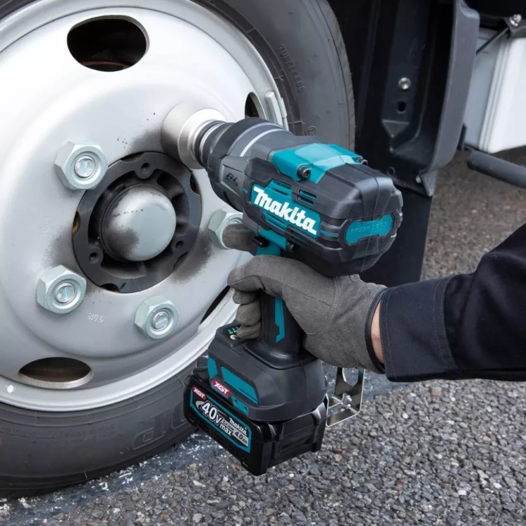 Аккумуляторный ударный гайковерт Makita TW001GZ (без АКБ и ЗУ) купить в Когалыме
