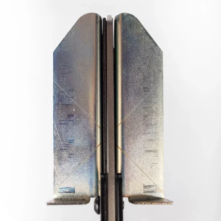 Ножницы для резки пластмассовых коробов, кабель-каналов, полимерных труб и резиновых профилей КВТ НКК-110 «Пеликан» (79823) купить в Когалыме