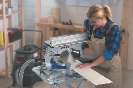 Пила торцовая Metabo KGТ 300 комби купить в Когалыме