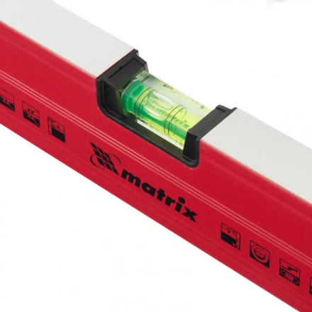 Уровень алюминиевый магнитный 2000 мм фрезерованный 3 глазка 1 зеркальный усиленный  MATRIX 34720 купить в Когалыме