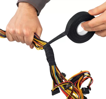 ЗУБР АВТО-ФЛИС, 19 мм х 15 м, черная, изолента на велюровой основе с ворсом, Профессионал (1239-2) купить в Когалыме