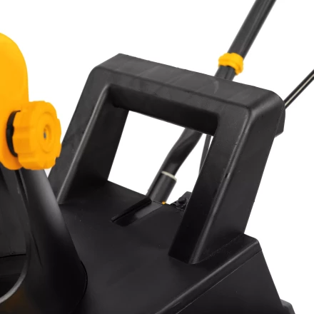 Электрическая снегоуборочная машина Denzel ESB-460 97634, 2 кВт купить в Когалыме