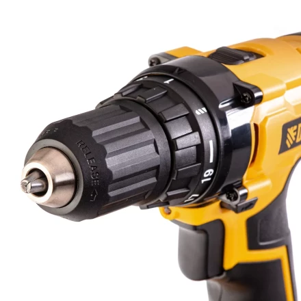 Дрель-шуруповерт аккумуляторная CDL-IB-14-02 Denzel 26112 купить в Когалыме