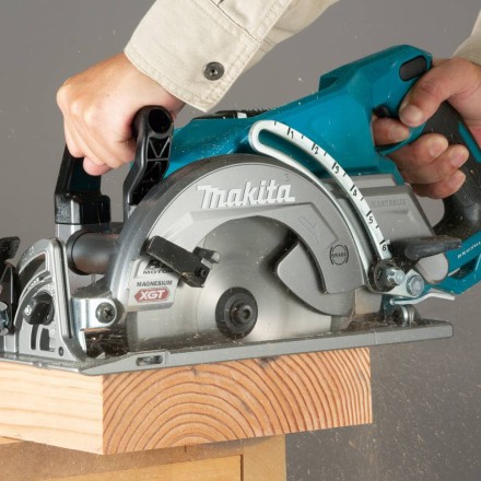 Аккумуляторная дисковая пила Makita XGT RS001GZ купить в Когалыме