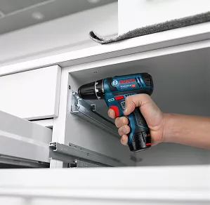 Аккумуляторная дрель-шуруповерт BOSCH GSR 12V-15 купить в Когалыме