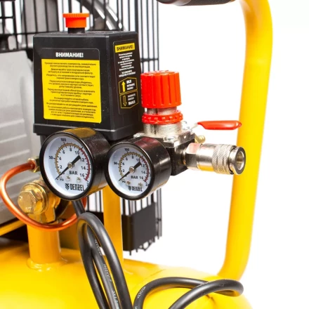 Компрессор воздушный BCI2300/50, ременный привод, 2.3 кВт, 50 литров, 400 л/мин Denzel 58113 купить в Когалыме