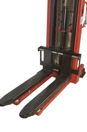 Штабелер гидравлический 2,0 т 2,0 м TOR CTY-EH с раздвижными вилами 1005764 купить в Когалыме