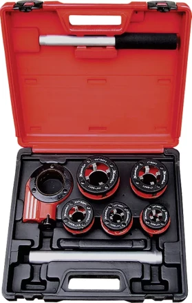 Набор клуппов 1/4"-1/2"-3/4"-1"-1,25" +Плашкодержатель с трещоткой, 8 предм  MATRIX 77332 купить в Когалыме