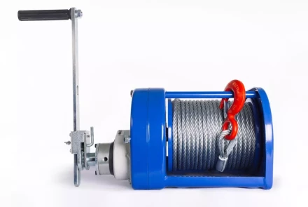Лебедка ручная TOR ЛТ-2 (JHW) г/п 2,0 т длина троса 40 м 11321 купить в Когалыме