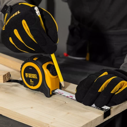 Рулетка Denzel 8м х 25мм, обрезиненный корпус, автоматическая фиксация 31553 купить в Когалыме