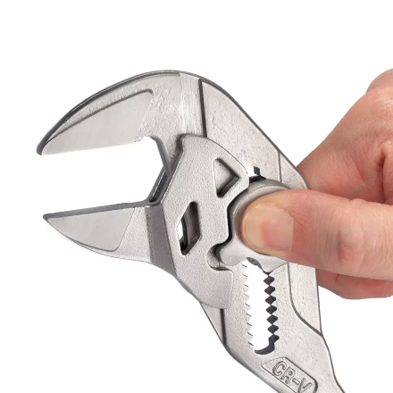 Клещи переставные — гаечный ключ КВТ 180 мм с кнопочной самофиксацией (дублирующая запись) (82148) купить в Когалыме