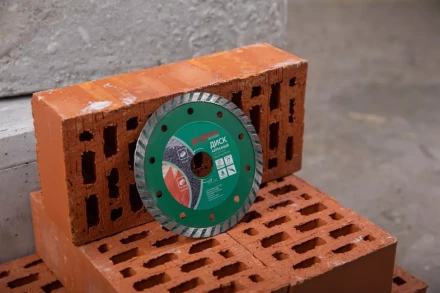 Круг алмазный HAMMER (206-112 DB TB) Ф125х22мм универсальный купить в Когалыме