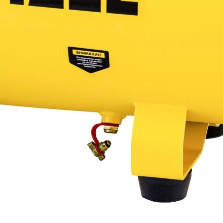 Компрессор воздушный прямой привод DC1700/50, 1.7 кВт, 50 литров, 260 л/мин Denzel 58164 купить в Когалыме