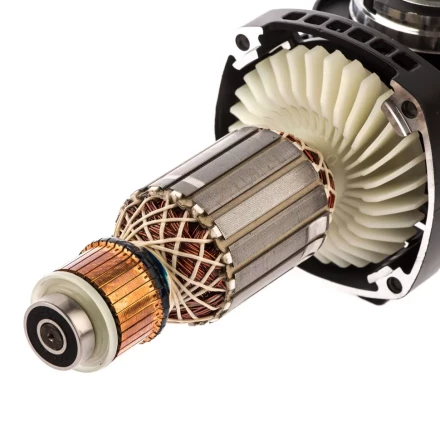 Угловая шлифмашина AG-180-2000 Denzel 26912 купить в Когалыме