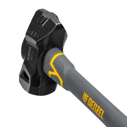 Кувалда с клиновидным бойком 1,8 кг Denzel 11016, фибергласовая рукоятка c TPR купить в Когалыме