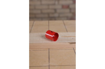 Коронка биметаллическая HAMMER Ф38х38мм 5/8&quot; BiMETALL (224-008) купить в Когалыме