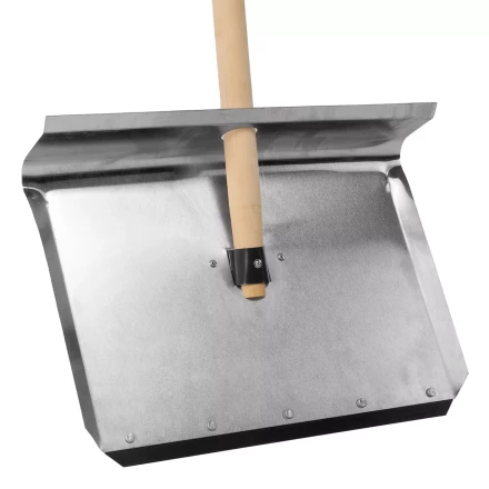 Лопата для уборки снега тротуарная Сибртех 61658, алюминиевая,500х400х1420мм, деревянный черенок, Россия купить в Когалыме