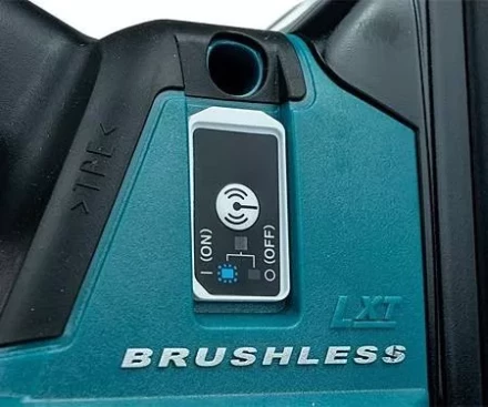 Аккумуляторный рубанок Makita DKP181ZU (без АКБ и ЗУ) купить в Когалыме