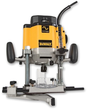 Фрезер DeWalt DW 625E купить в Когалыме