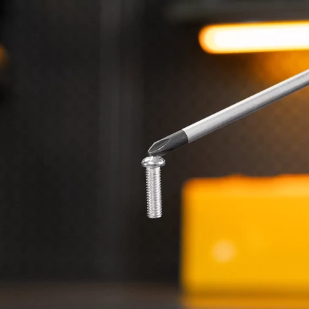 Отвертка, PH2х150 мм, S2, 3к рукоятка Denzel 121807 купить в Когалыме