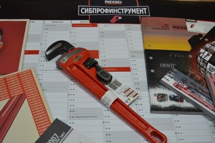 Прямой трубный ключ для тяжелых работ 12  31015 купить в Когалыме