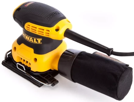 Шлифмашина ВШМ DeWalt DWE6411 купить в Когалыме