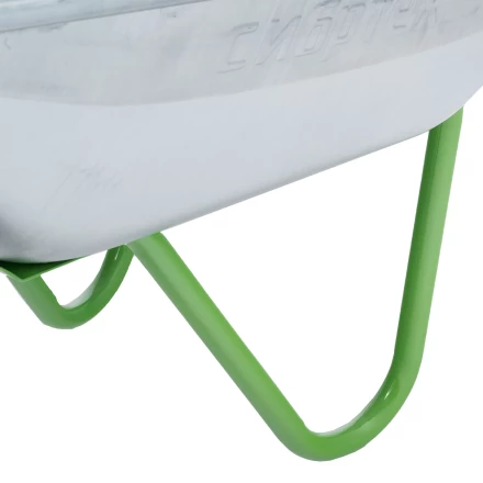 Тачка садовая Сибртех 689135, 2-х колесная, грузоподъемность 120 кг, объем 65 л купить в Когалыме