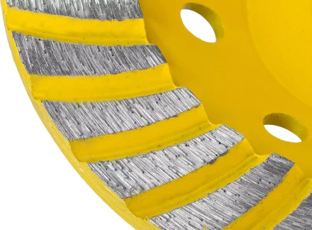 Чашка STAYER "PROFESSIONAL" алмазная сегментированная, высота 22,2мм, 125мм 33380-125 купить в Когалыме