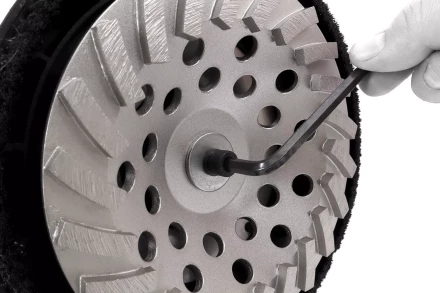 Шлифовальная машина по бетону MESSER M3026 купить в Когалыме